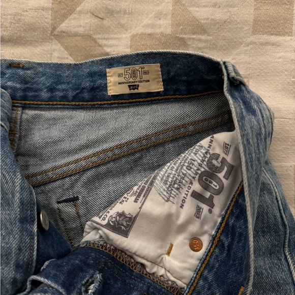 like new size 27 levi 501 jeans! - Picture 4 of 4
